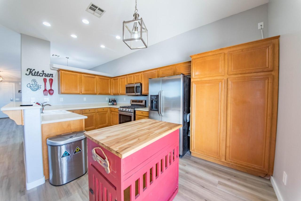 Gorgeous Las Vegas Home With Rv Parking المظهر الخارجي الصورة